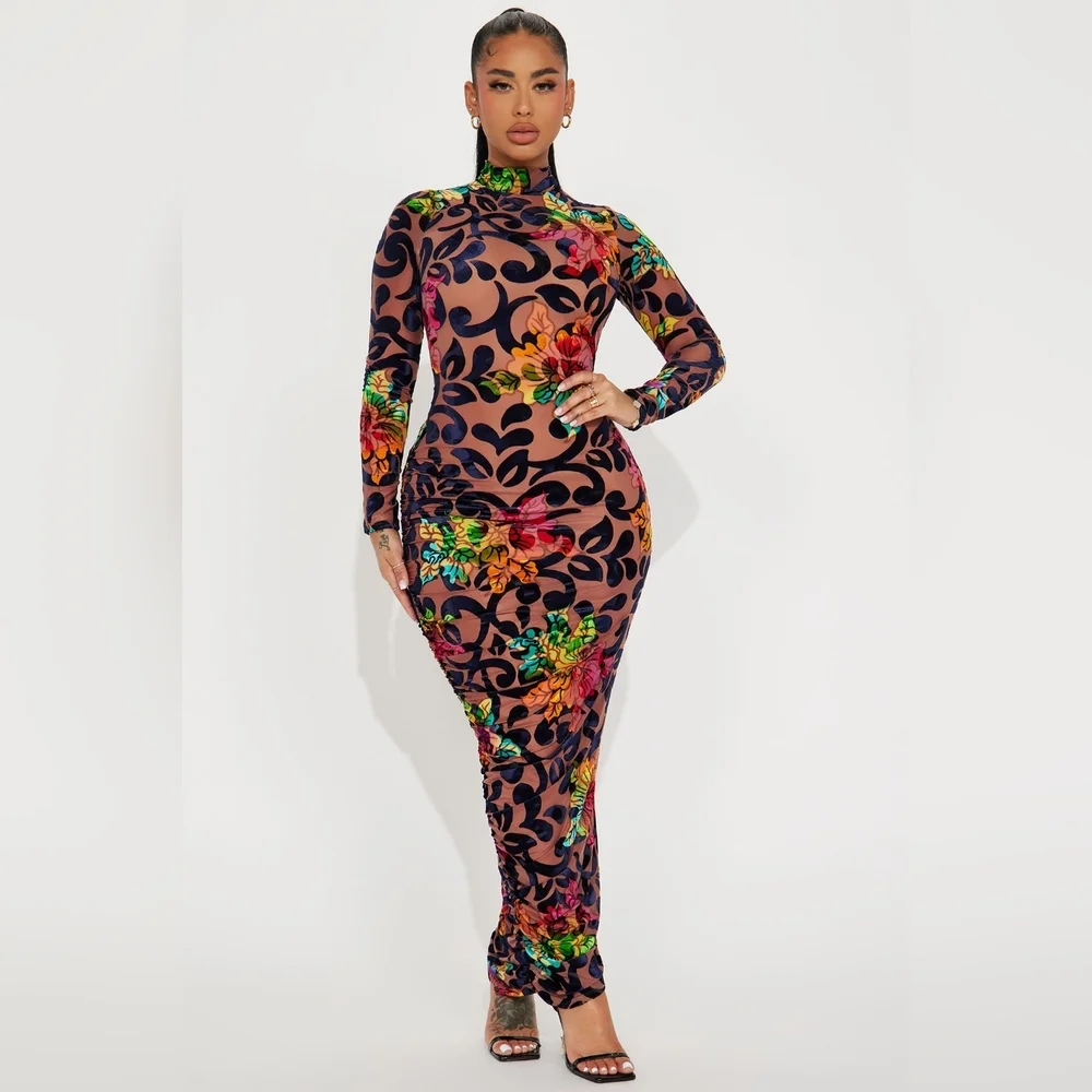 Fashion nova flower velvet dress - Picture 1 of 10